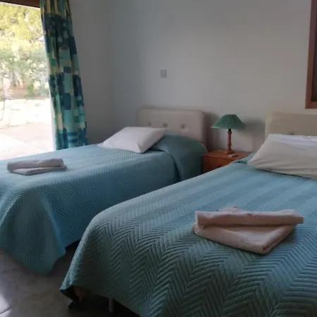 Villa Briona Coral Bay
